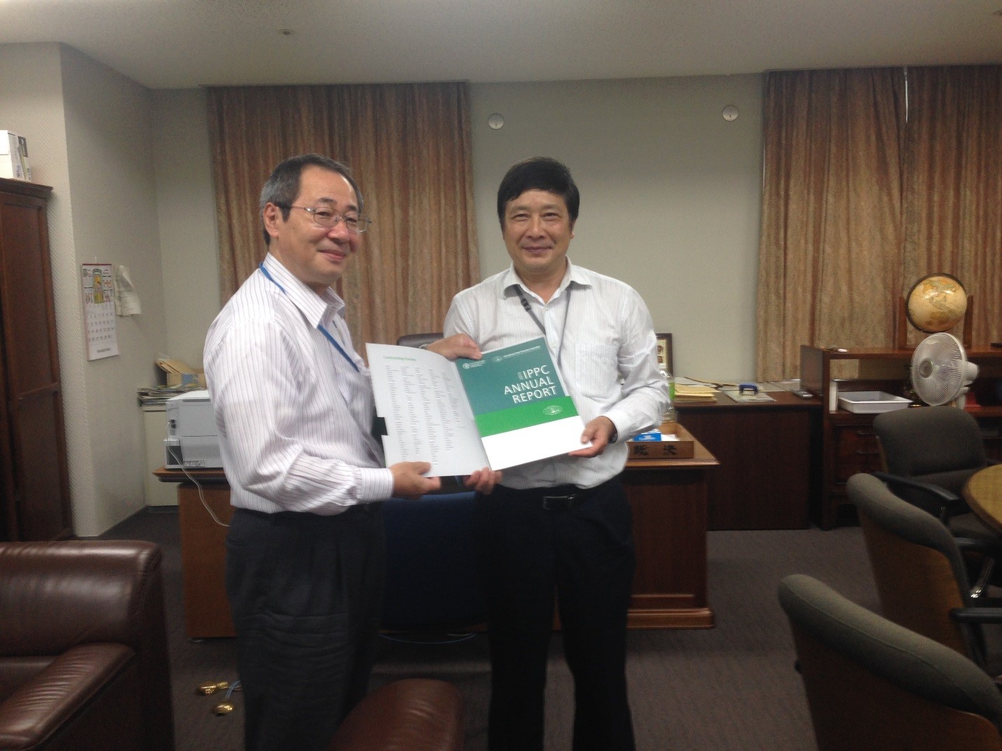 The IPPC Secretary visits Japan
